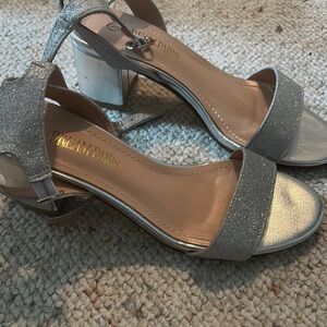 Dream Pairs Silver Glitter Block Heels